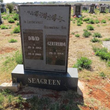 SEAGREEN David 1942-2009 &amp; Gertruida 1944-