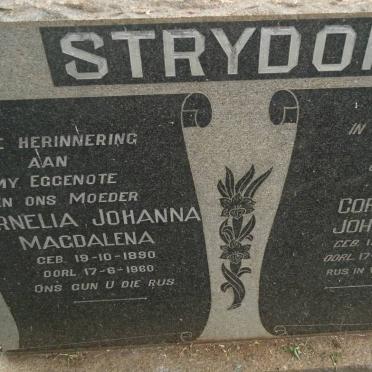 STRYDOM Cornelius Johannes 1900-1970 &amp; Cornelia Johanna Magdalena 1890-1960