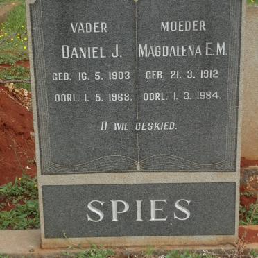 SPIES Daniel J. 1903-1968 &amp; Magdalena E.M. 1912-1984