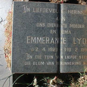 VOSLOO Emmeran?e Lydia 1928-1985