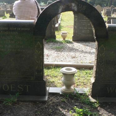 WOEST Benjamin A. -1995 &amp; Maria Petronella 1905-1993 :: WOEST Adriaan Gerhardus 1930-1949