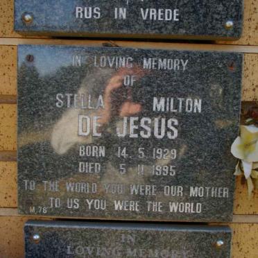 JESUS Stella Milton, de 1929-1995