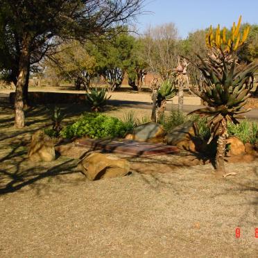 Gauteng, CULLINAN district, Rayton, Kaalfontein 513, farm cemetery_2