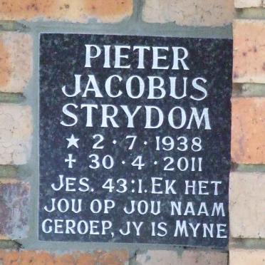 STRYDOM Pieter Jacobus 1938-2011