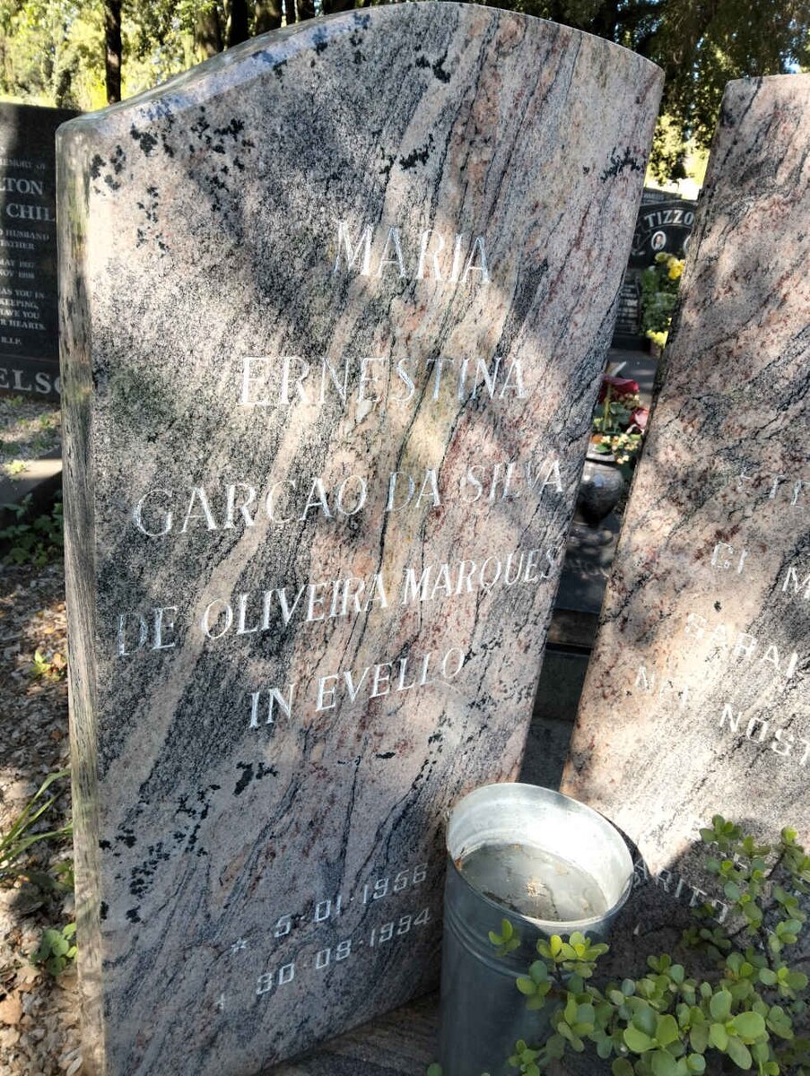 EVELLO Maria Ernestina Garcao da Silva de Oliveira Marques 1956-1994