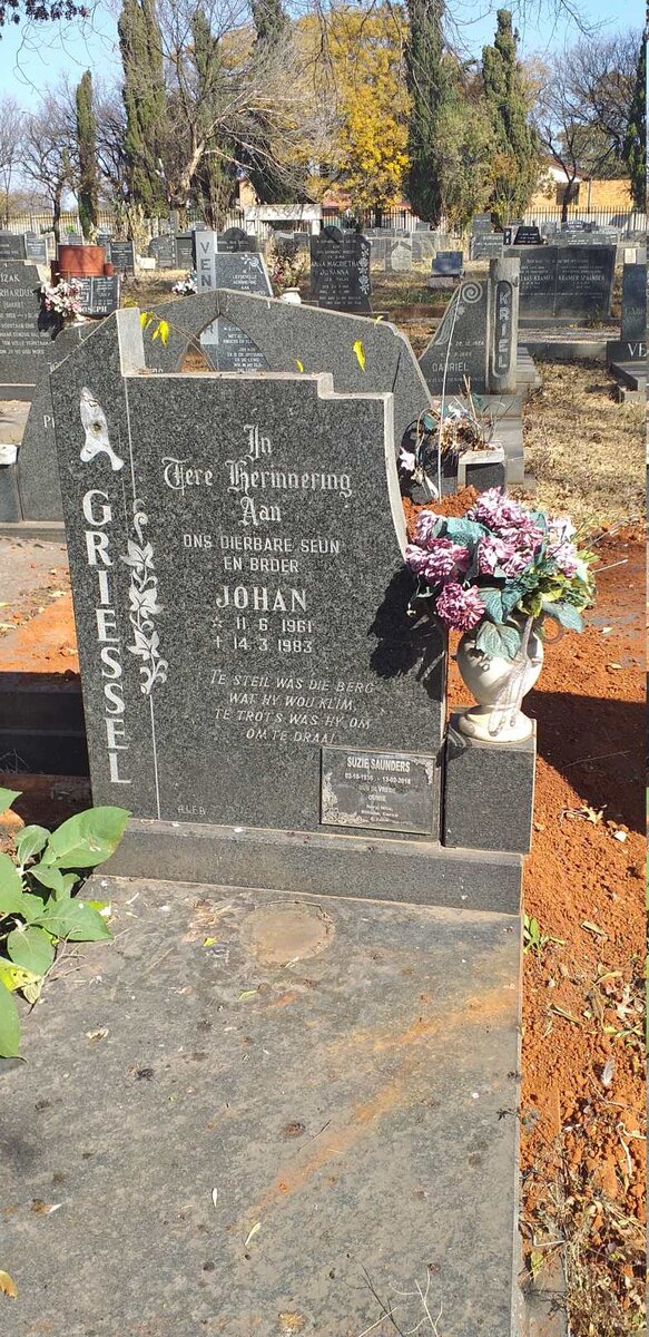 GRIESSEL Johan 1961-1983 :: SAUNDERS Suzie 1936-2018_1