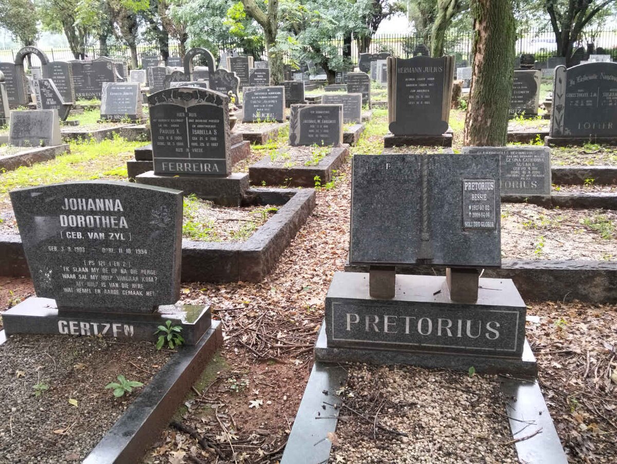 PRETORIUS Marthinus Jacobus -1966 & Bessie 1917-2009 _1