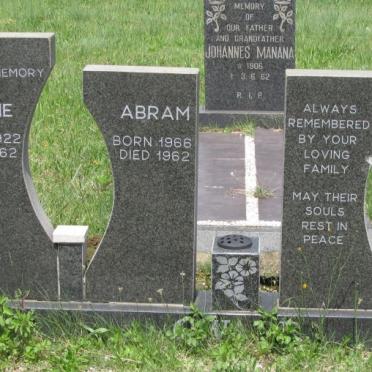 ? Abram 1966-1962 :: ? Sophie 1922-1962 :: ? Nester 1896-1962