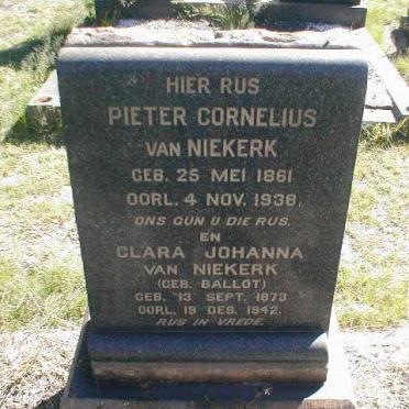 NIEKERK Pieter Cornelius, van 1861-1938 &amp; Clara Johanna BALLOT 1873-1942
