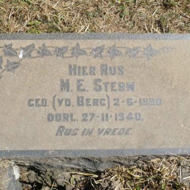 STERN M.E. nee V.D. BERG 1880-1940