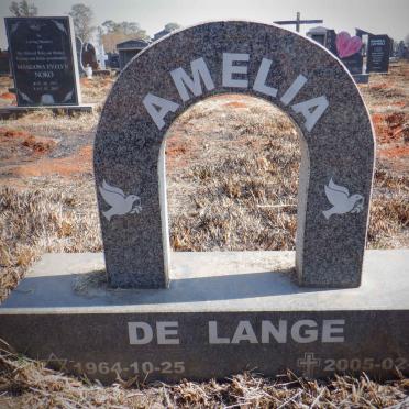 LANGE Amelia, de 1964-2005