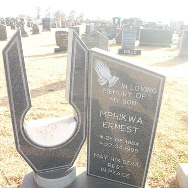 MBATHA Mphikwa Ernest 1964-1998