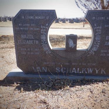 SCHALKWYK Burger Andries, van 1921-1991 &amp; Hazel Elizabeth 1922-1990