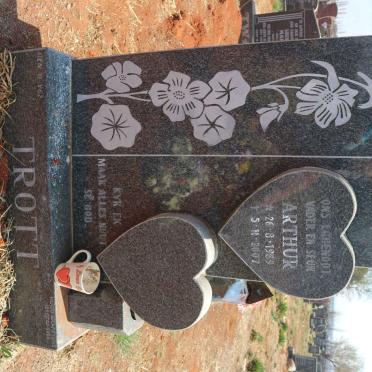 TROTT Arthur 1969-2007