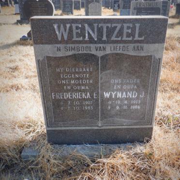 WENTZEL Wynand J. 1913-1986 &amp; Frederieka E. 1917-1985