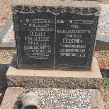JACOBS Dawid Stefanus 1884-1951 &amp; Sarie E. 1888-1967