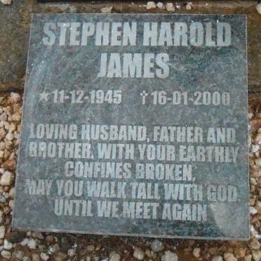 JAMES Stephen Harold 1945-2000