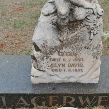 LAGERWEY Glenn -1950 :: LAGERWEY Glyn David -1957