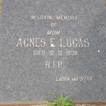 LUCAS Agnes E. -1930
