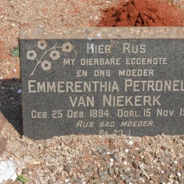 NIEKERK Emmerenthia Petronella, van 1894-1961