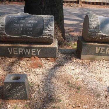 VERWEY Cornelius Tobias 1908-1951 &amp; Elsie Philliphina Wilhelmina 1906-1973