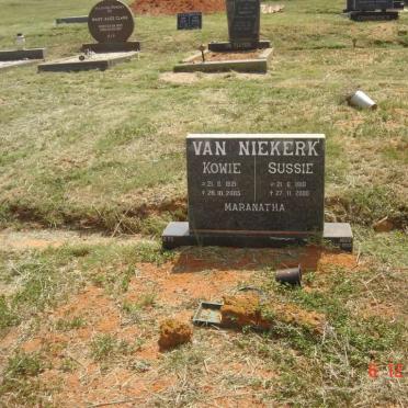NIEKERK Kowie, van 1921-2005 &amp; Sussie 1918-2000