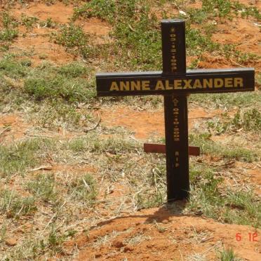 ALEXANDER Anne 1953-2002