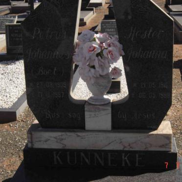 KUNNEKE Petrus Johannes 1909-1987 &amp; Hester Johanna 1916-1988