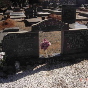 PREEZ Roelof Johannes, du 1908-1984 &amp; Hester Gertruida Magrietha Petronella VAN JAARSVELD  1920-