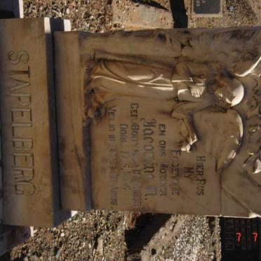 STAPELBERG Jacomina M. nee BOOYSEN 1888-19?5