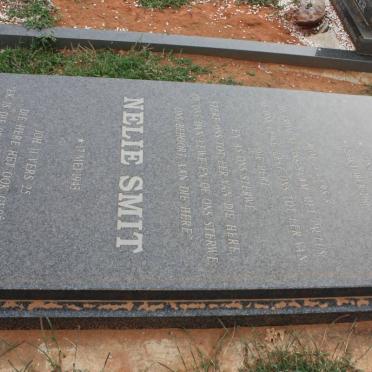 SMIT Willie 1936-2006 &amp; Nelie 1943-