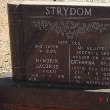STRYDOM Hendrik Jacobus 1916- &amp; Catharina Nella GEERS 1915-1980