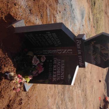 U - Surnames :: Vanne - U