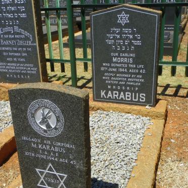 KARABUS Morris -1944