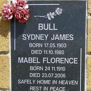 BULL Sydney James 1903-1980 &amp; Mabel Florence 1910-2006