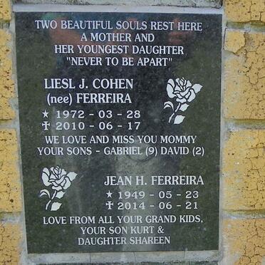 FERREIRA Jean H. 1949-2014 :: COHEN Liesl J. nee FERREIRA 1972-2010