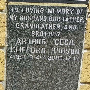 HUDSON Arthur Cecil Clifford 1950-2006