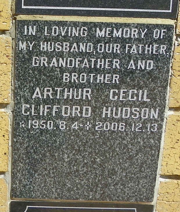 HUDSON Arthur Cecil Clifford 1950-2006