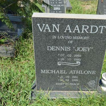 AARDT Dennis, van 1959-1989 :: VAN AARDT Michael Athlone 1961-1999