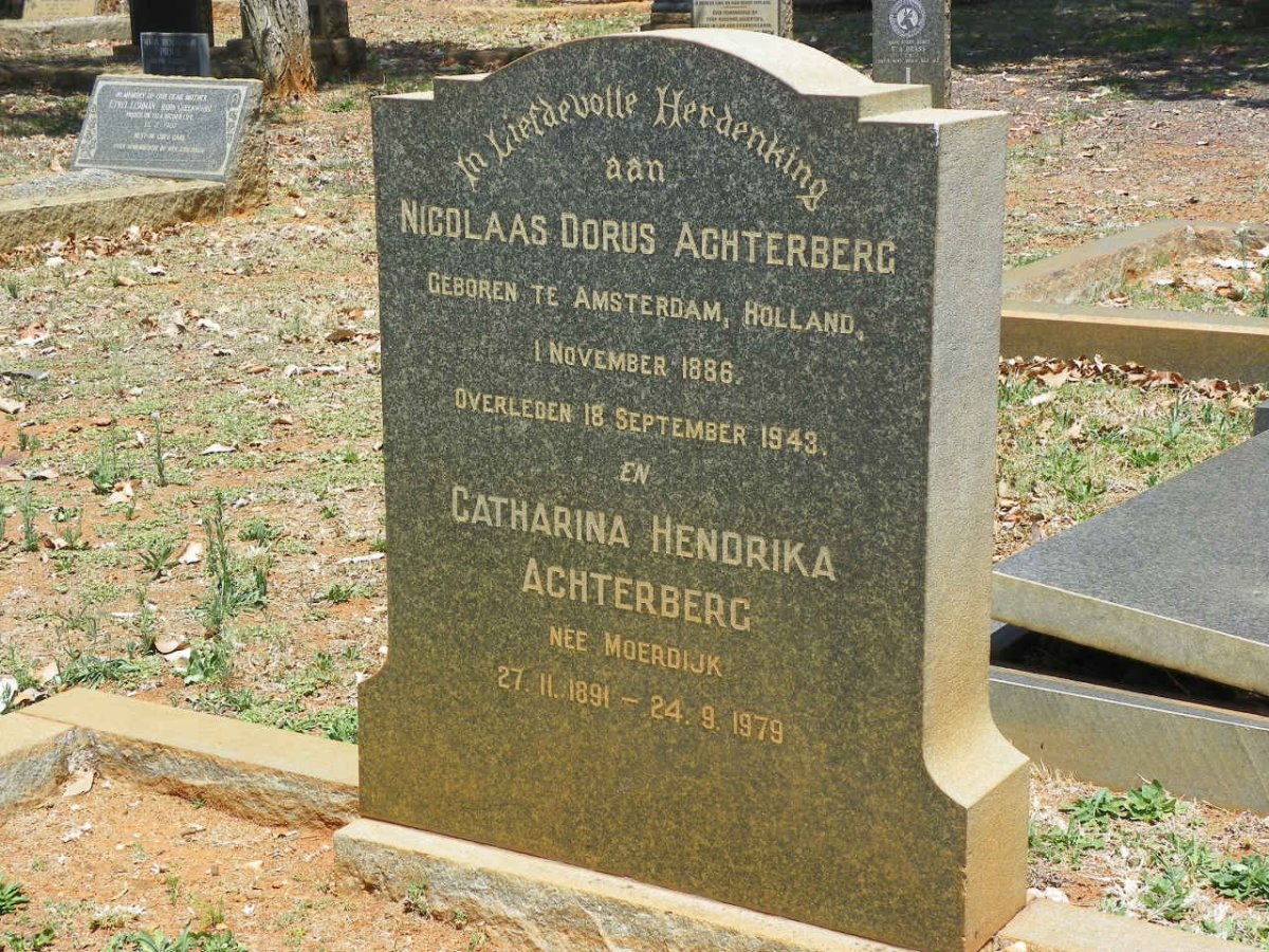 ACHTERBERG Nicolaas Dorus 1886-1943 &amp; Catharina Hendrika MOERDIJK 1891-1979