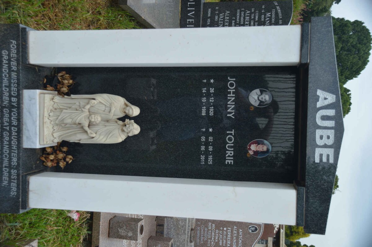 AUBE Johnny 1920-1988 &amp; Tourie 1925-2011