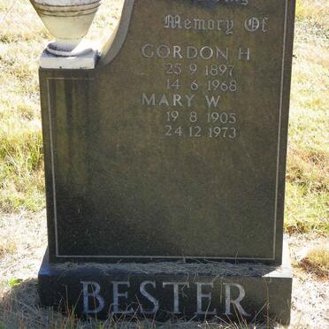BESTER Gordon H. 1897-1968 &amp; Mary W. 1905-1973