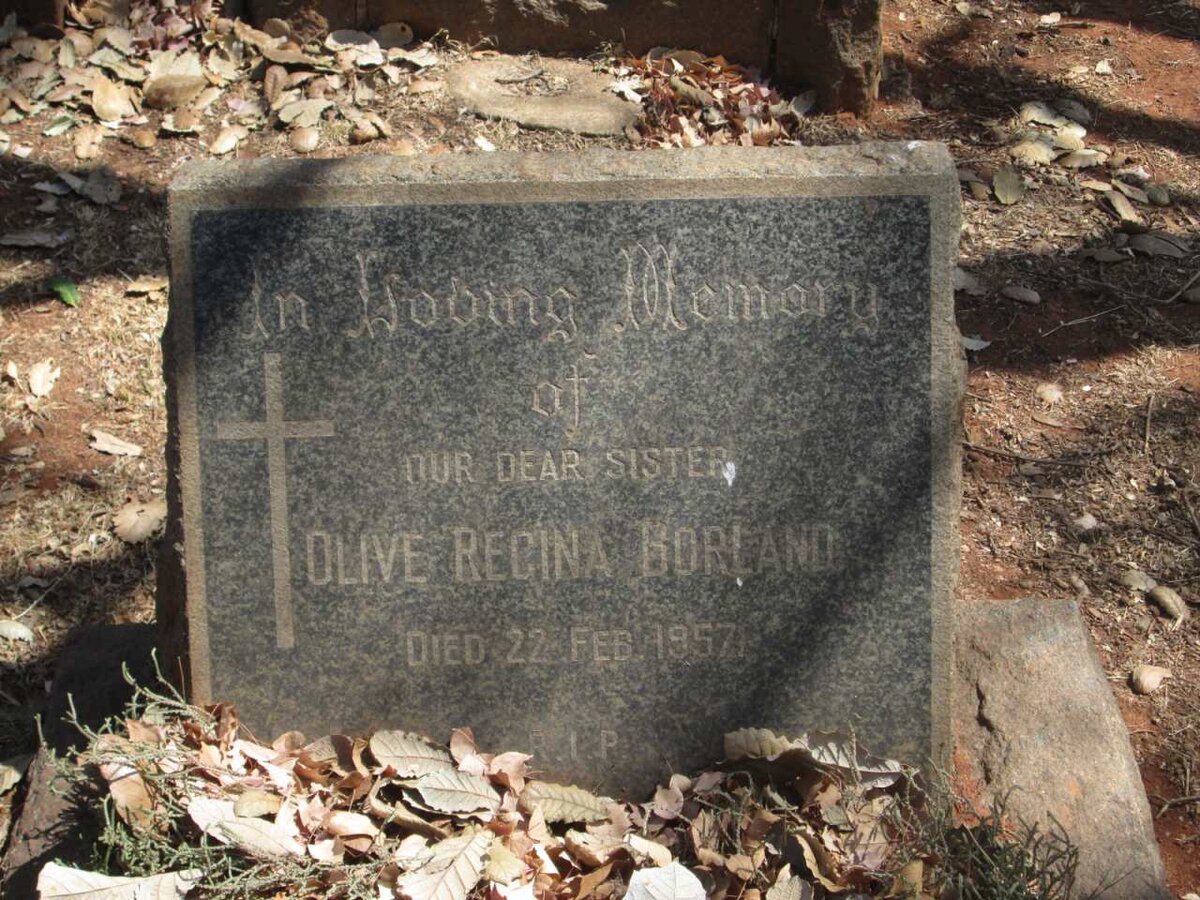 BORLAND Olive Regina -1957