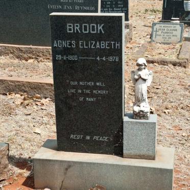 BROOK Agnes Elizabeth 1900-1978