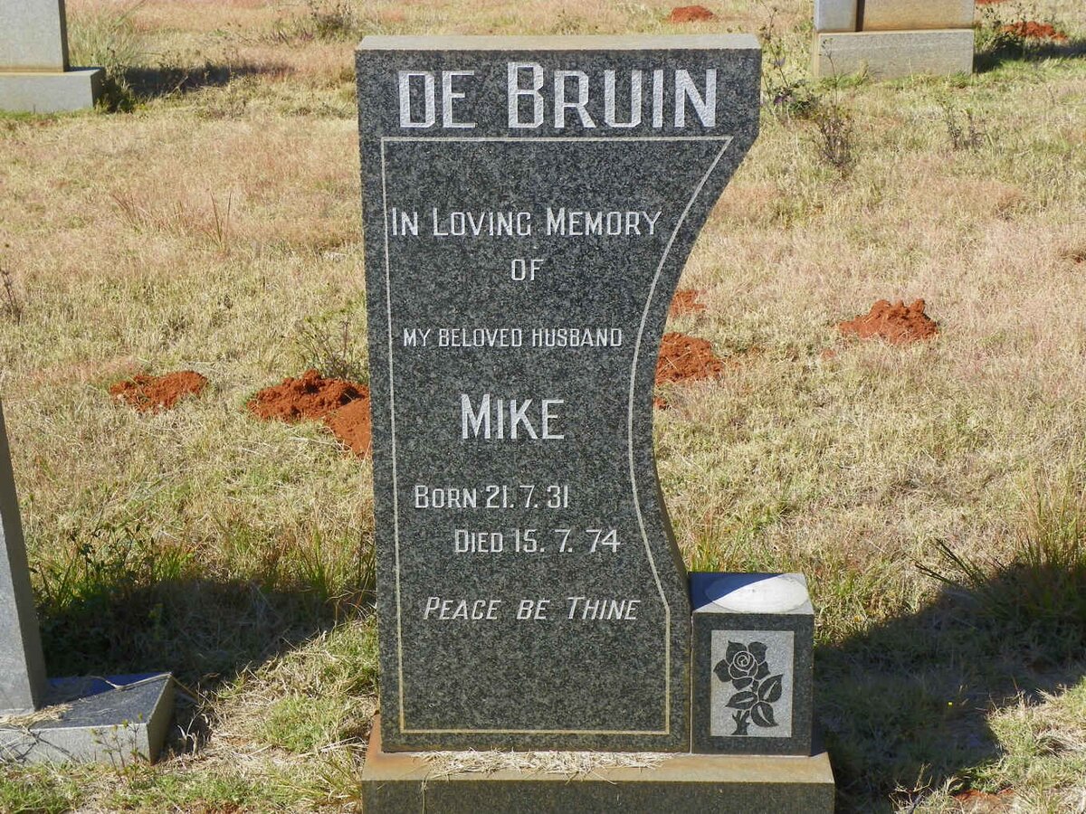 BRUIN Mike, de 1931-1974