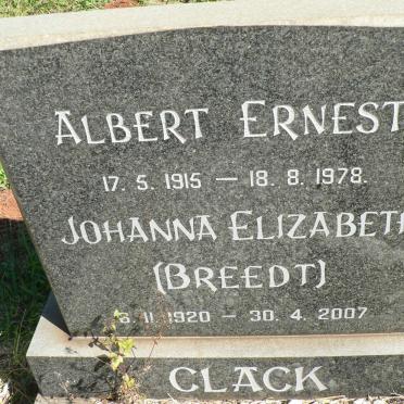 CLACK Albert Ernest 1915-1978 &amp; Johanna Elizabeth BREEDT 1920-2007