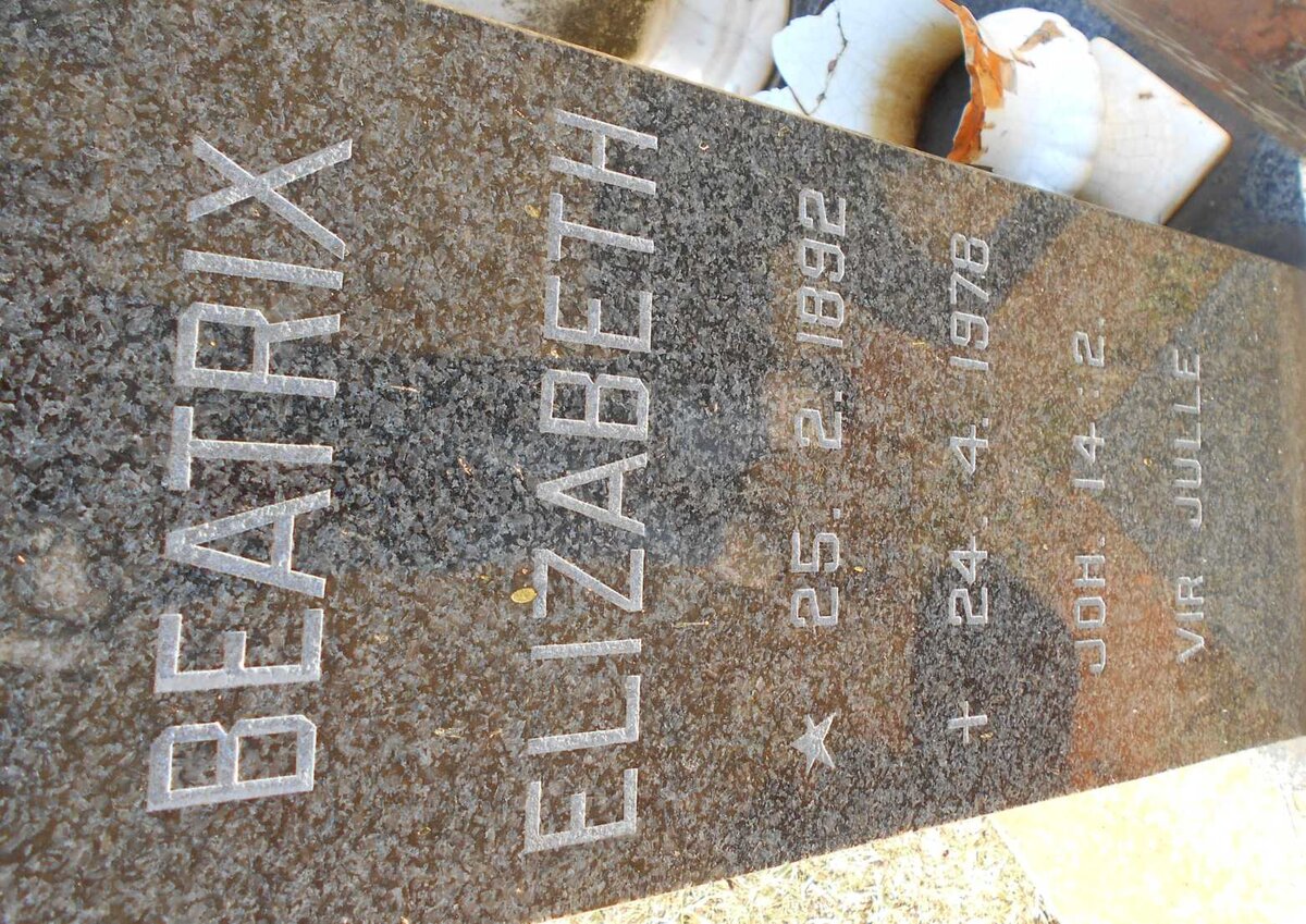 CLAASSENS Jacobus Marthinus 1891-1962 &amp; Beatrix Elizabeth 1892-1978