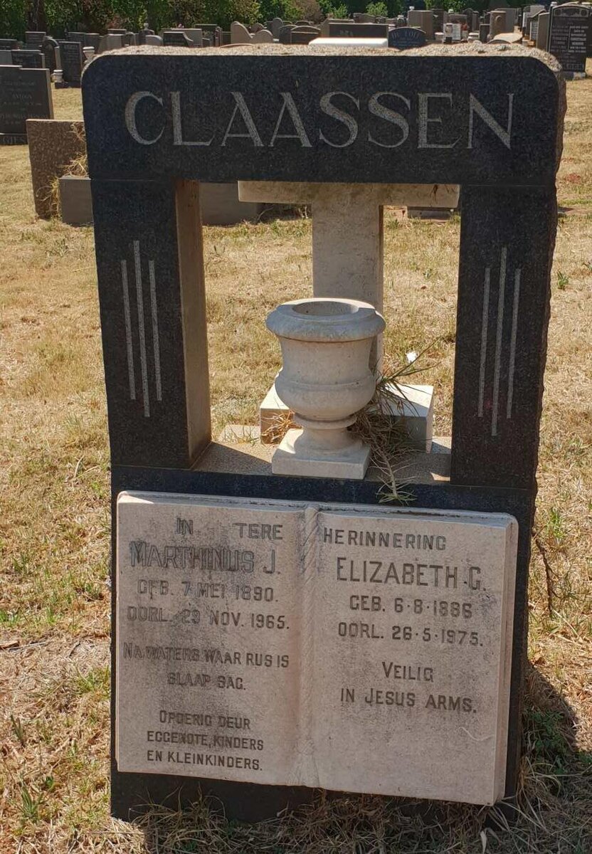 CLAASSEN Marthinus J. 1890-1965 &amp; Elizabeth G. 1886-1975
