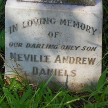DANIELS Neville Andrew :: SIEBERT Phyllis Madge 1906-1954