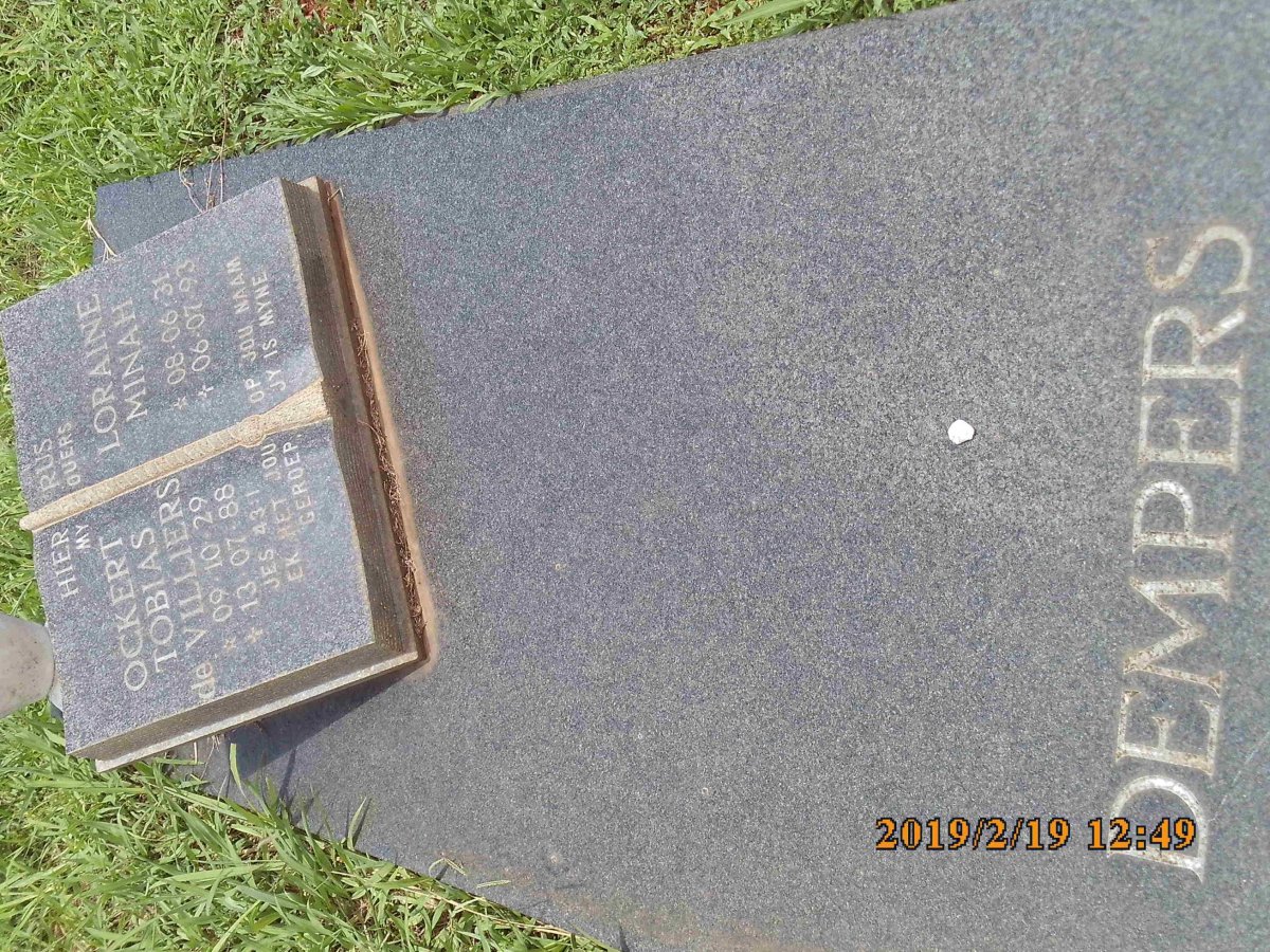 DEMPERS Ockert Tobias de Villiers 1929-1988 &amp; Loraine Minah 1931-1993